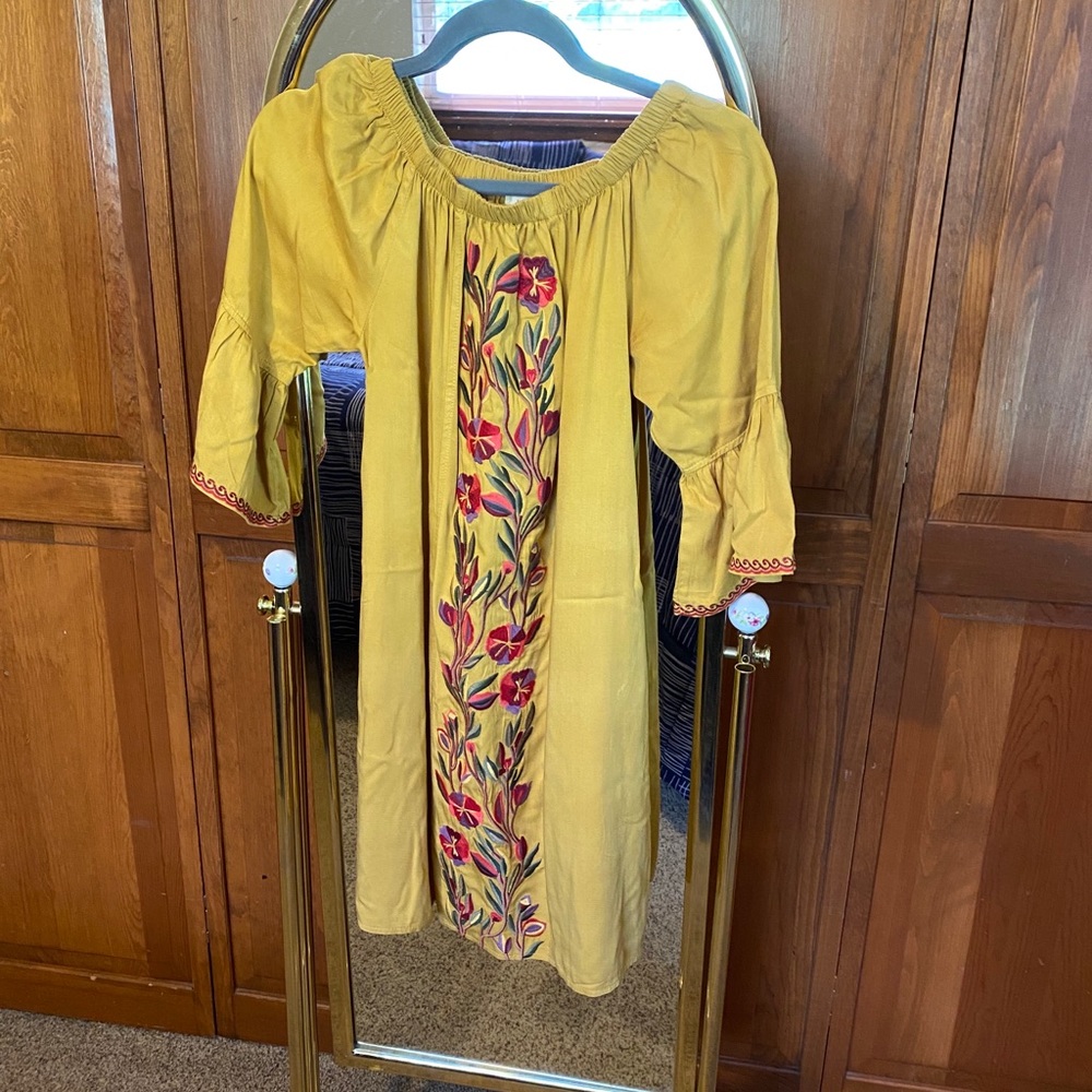Fall mustard yellow dress w/ beautiful embroidery